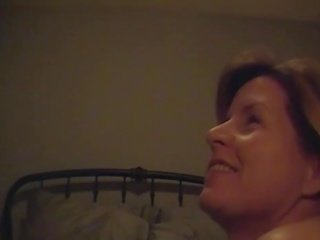 Cathy डीपथ्रोट स्वॉलो कॉक वीडियो
